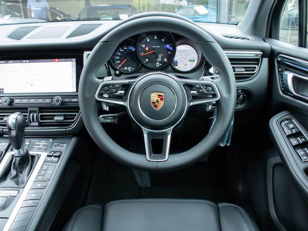 Porsche Macan 2.0T AWD 'Facelift' PDK 245ps Estate Petrol Carrara White Metallic