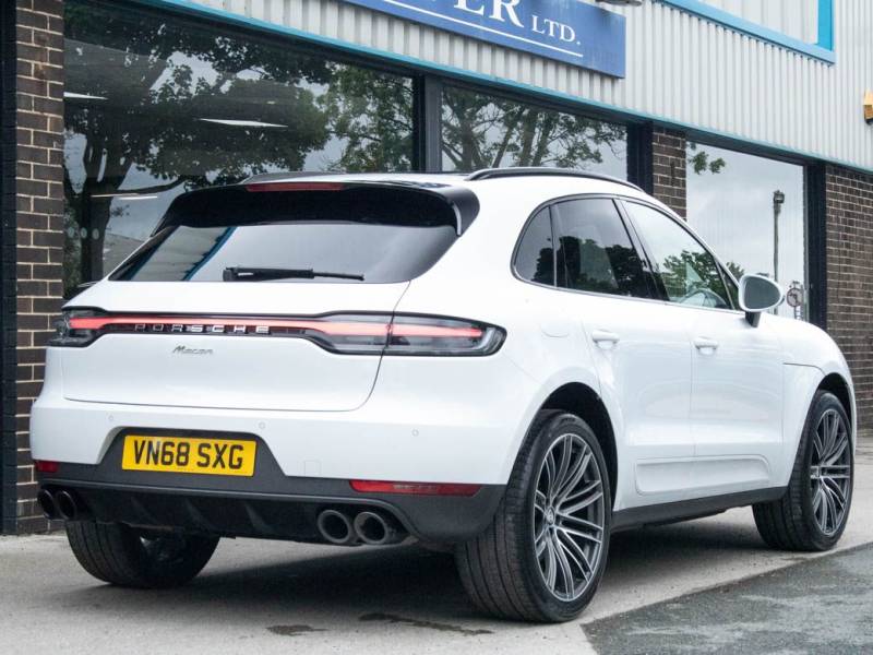 Porsche Macan   Registered:2018(68)