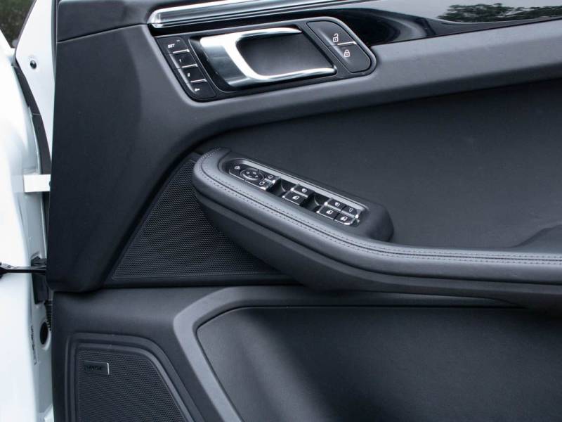 Porsche Macan   Registered:2018(68)