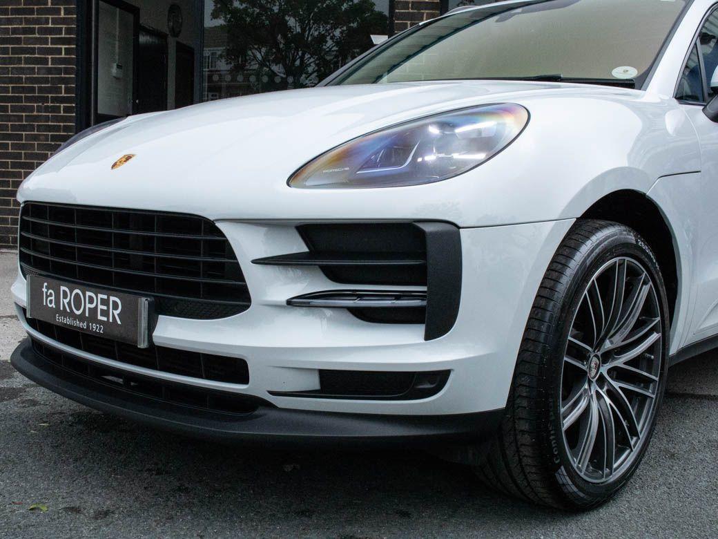 Porsche Macan 2.0T AWD 'Facelift' PDK 245ps Estate Petrol Carrara White Metallic