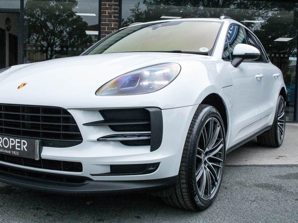 Porsche Macan 2.0T AWD 'Facelift' PDK 245ps Estate Petrol Carrara White Metallic