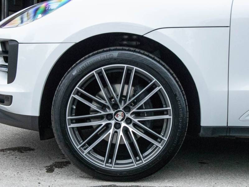 Porsche Macan   Registered:2018(68)