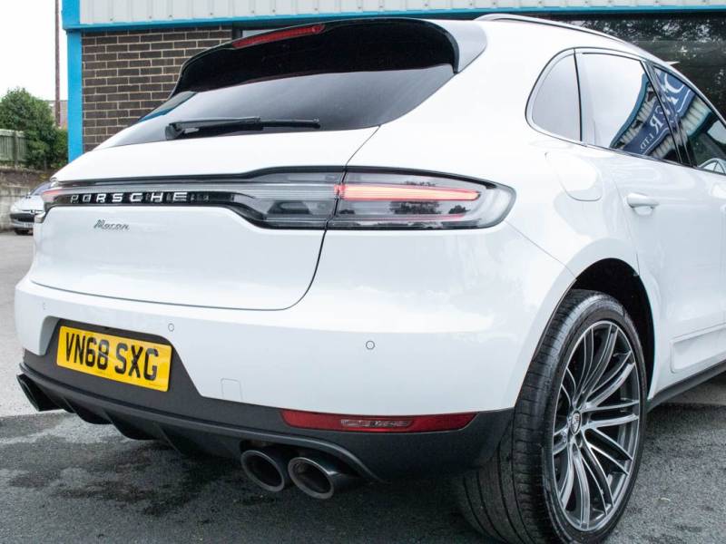 Porsche Macan   Registered:2018(68)