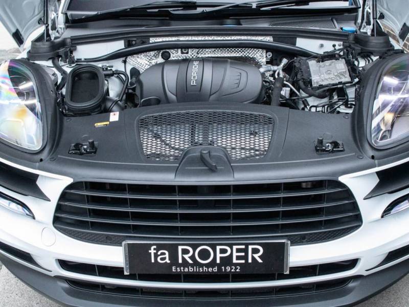 Porsche Macan   Registered:2018(68)