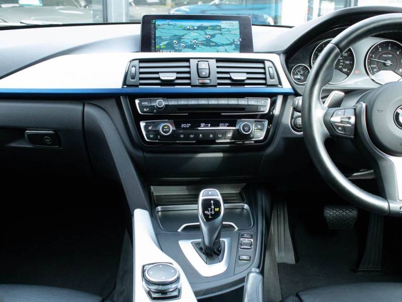 BMW 4 Series   Registered:2016(16)