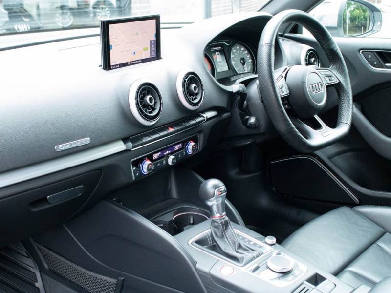 Audi A3   Registered:2017(67)