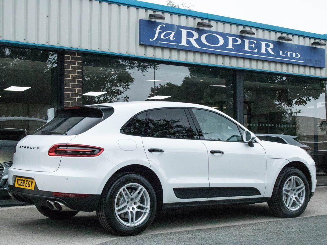 Porsche Macan 3.0 TD V6 AWD S PDK Estate Diesel White