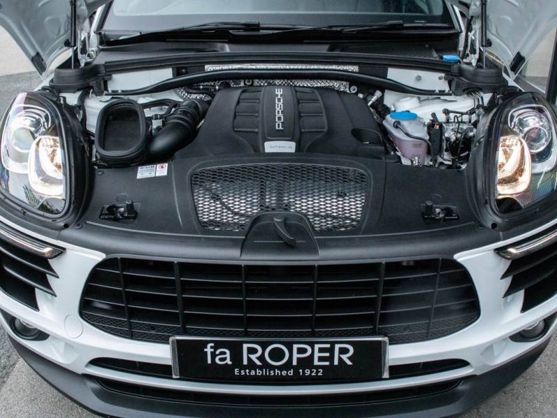 Porsche Macan   Registered:2018(68)