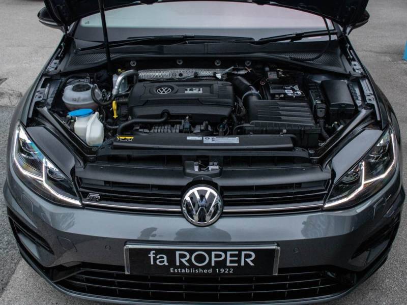 Volkswagen Golf   Registered:2018(18)