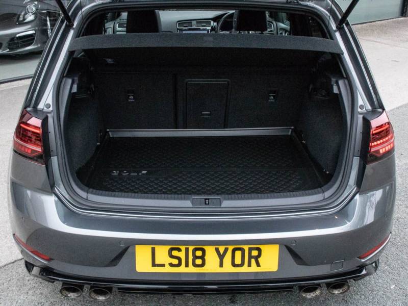 Volkswagen Golf   Registered:2018(18)