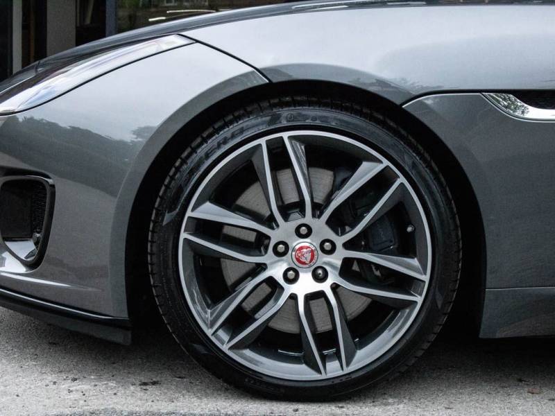 Jaguar F Type   Registered:2017(17)