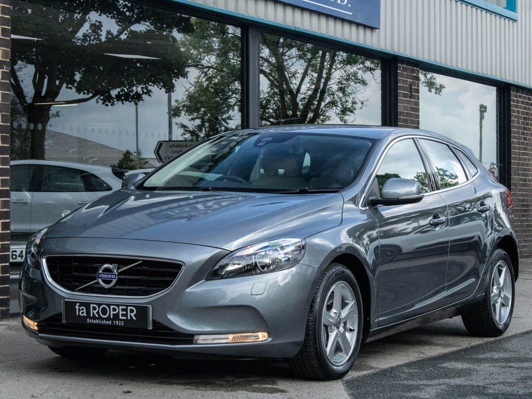 Volvo V40 1.5 T2 SE Geartronic Auto Hatchback Petrol Osmium Grey MetallicVolvo V40 1.5 T2 SE Geartronic Auto Hatchback Petrol Osmium Grey Metallic at fa Roper Ltd Bradford