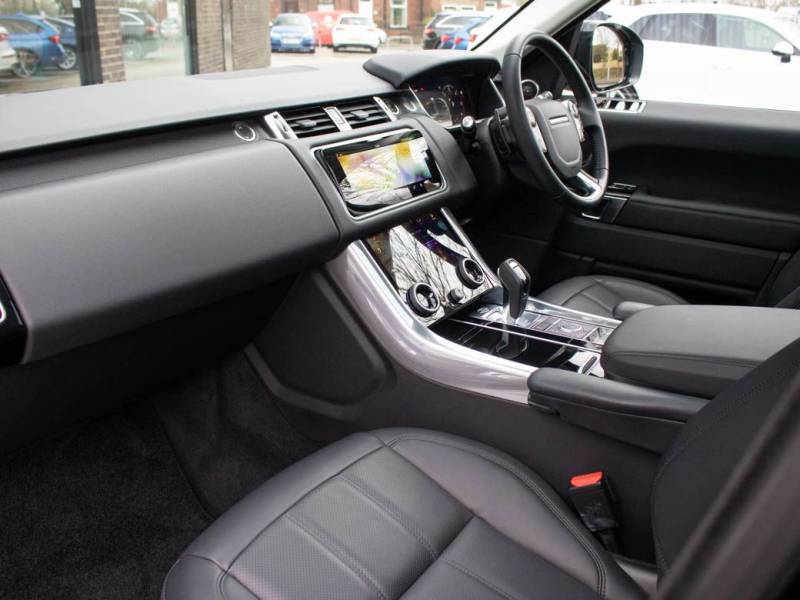 Land Rover Range Rover Sport   Registered:2018(18)