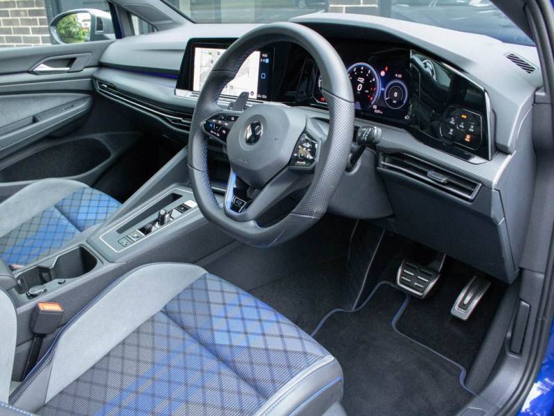 Volkswagen Golf   Registered:2021(21)