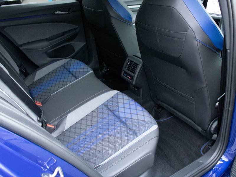 Volkswagen Golf   Registered:2021(21)