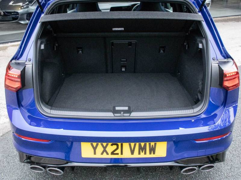 Volkswagen Golf   Registered:2021(21)