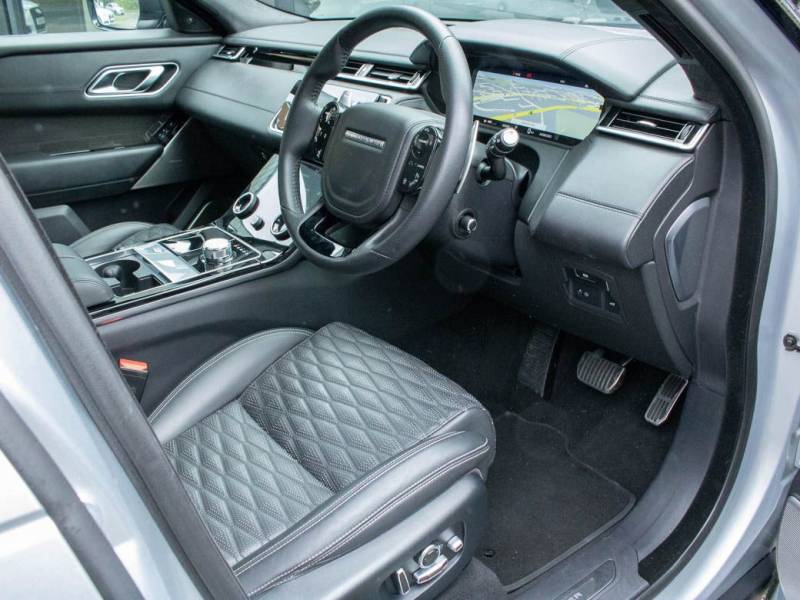 Land Rover Range Rover Velar   Registered:2019(19)