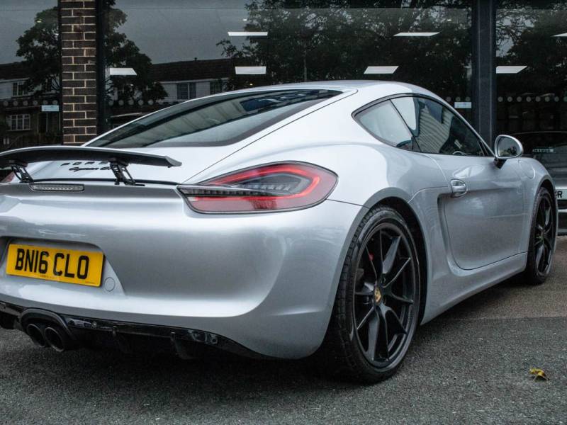 Porsche Cayman   Registered:2016(16)