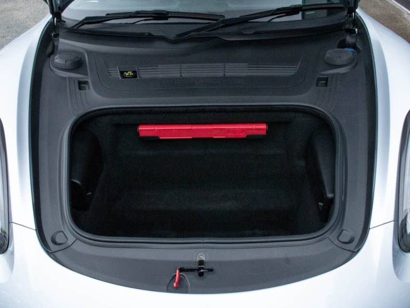 Porsche Cayman   Registered:2016(16)