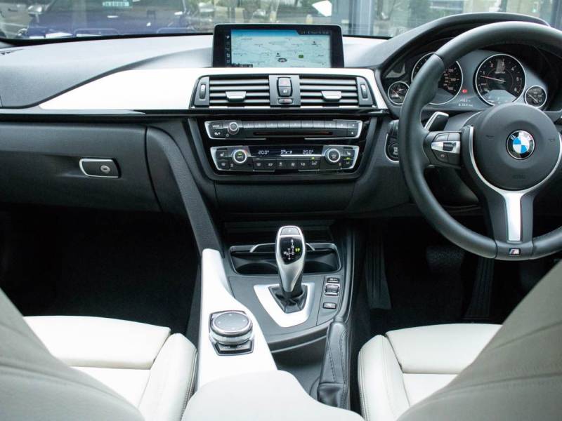 BMW 4 Series   Registered:2016(66)