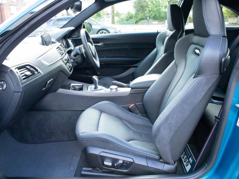 BMW M2   Registered:2020(70)