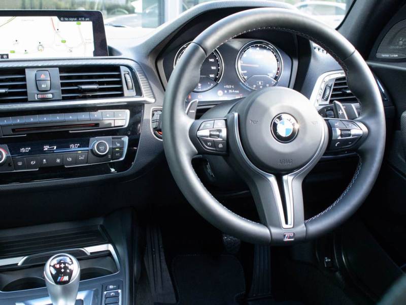 BMW M2   Registered:2020(70)