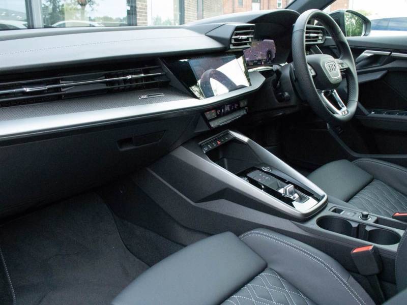 Audi A3   Registered:2021(71)