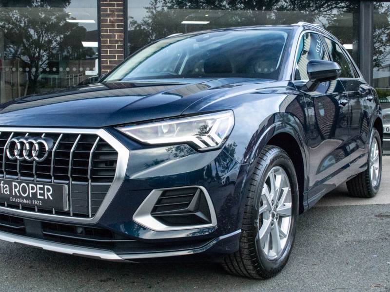 Audi Q3   Registered:2019(69)