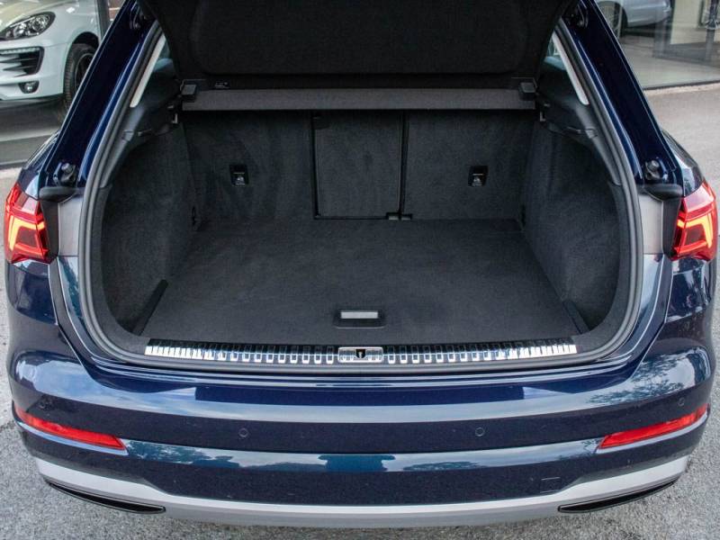 Audi Q3   Registered:2019(69)