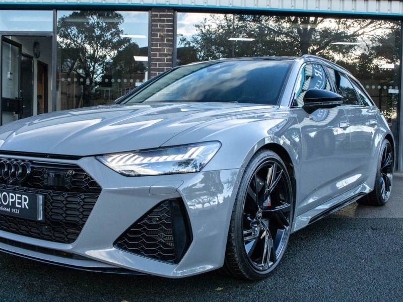 Audi RS6   Registered:2020(20)