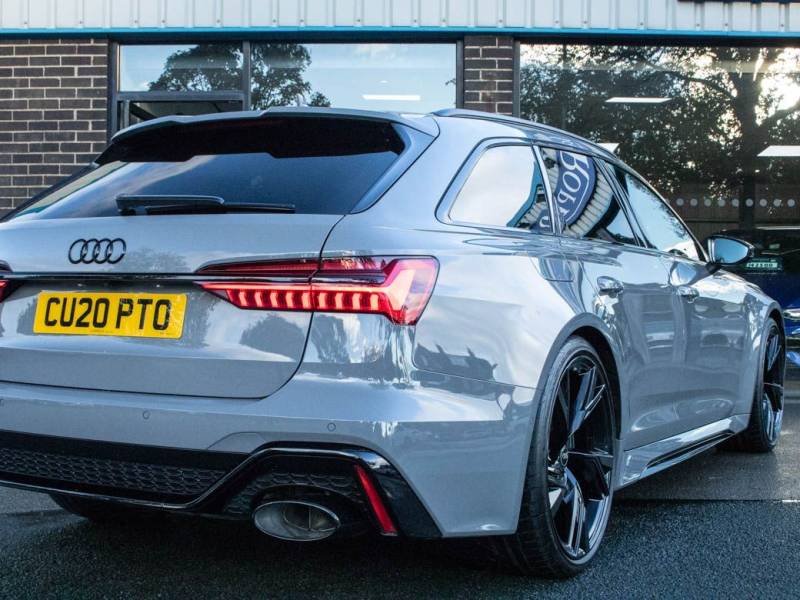 Audi RS6   Registered:2020(20)