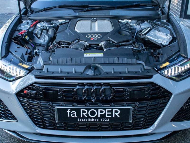 Audi RS6   Registered:2020(20)