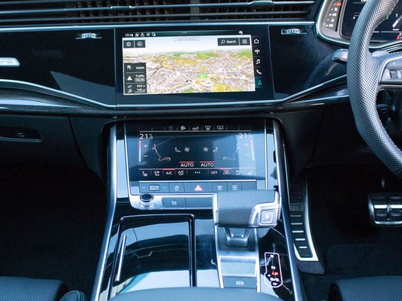 Audi Q7   Registered:2019(69)