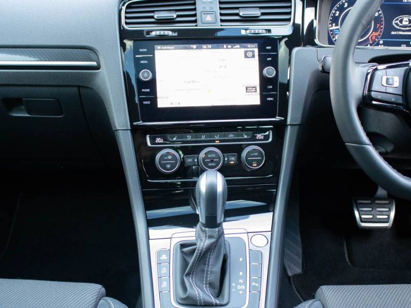 Volkswagen Golf   Registered:2019(69)