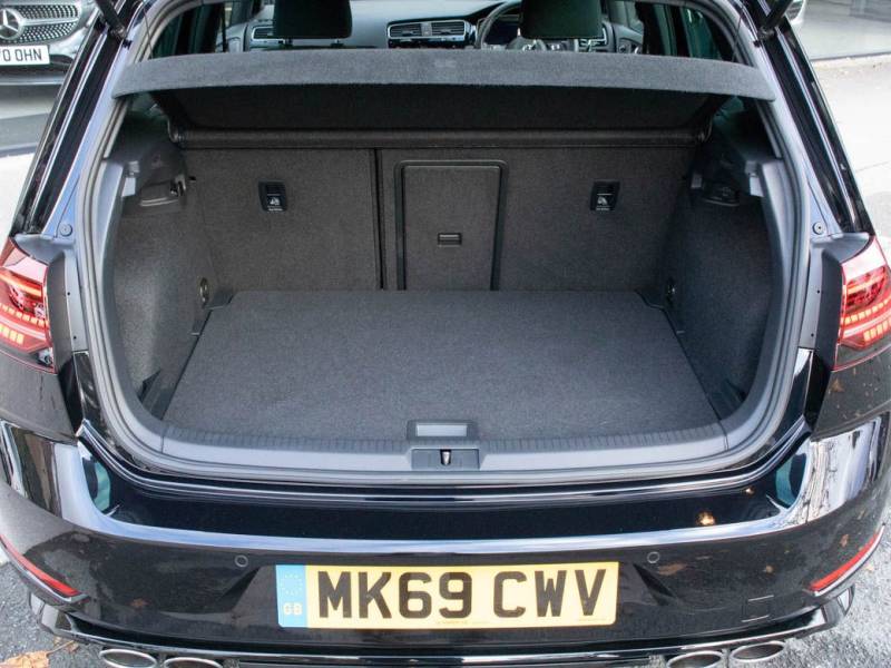 Volkswagen Golf   Registered:2019(69)