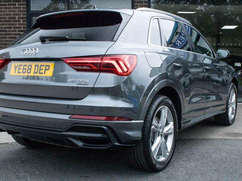 Audi Q3   Registered:2019(68)