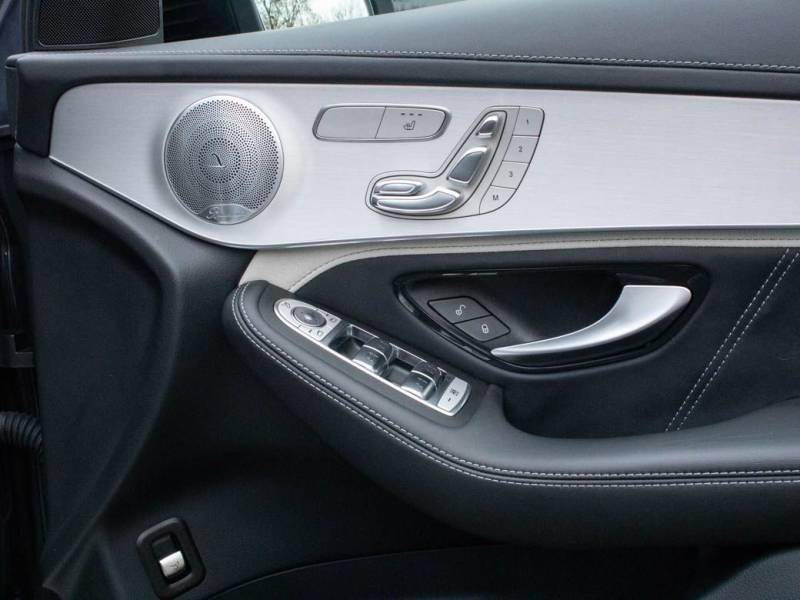 Mercedes Benz GLC   Registered:2019(19)