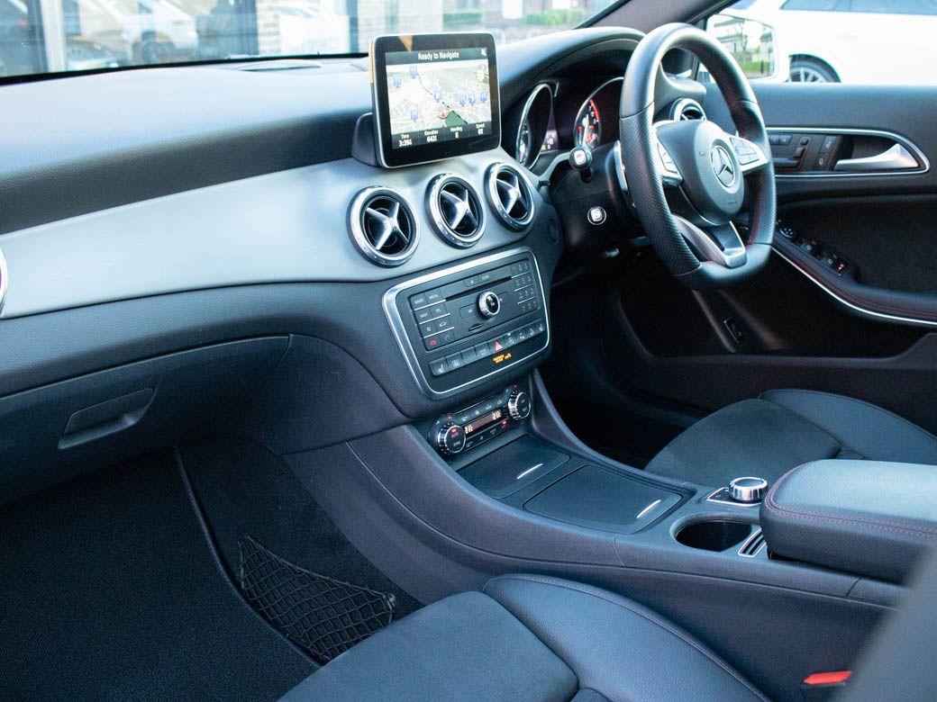 Mercedes-Benz GLA 2.0 GLA250 4MATIC AMG Line Premium Plus Auto Estate Petrol Cirrus White