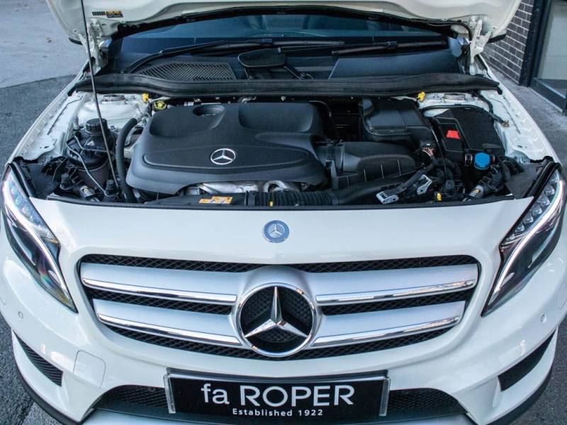 Mercedes Benz GLA   Registered:2017(17)