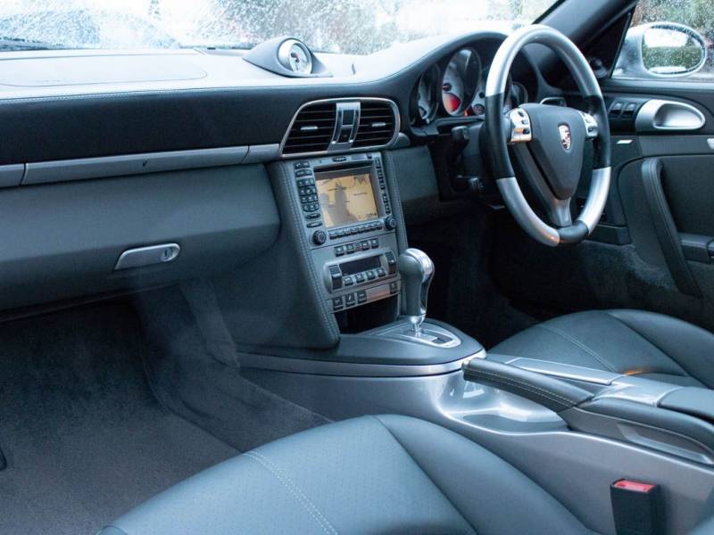 Porsche 911   Registered:2007(56)