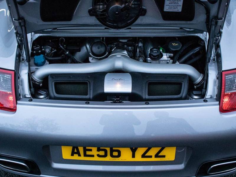 Porsche 911   Registered:2007(56)