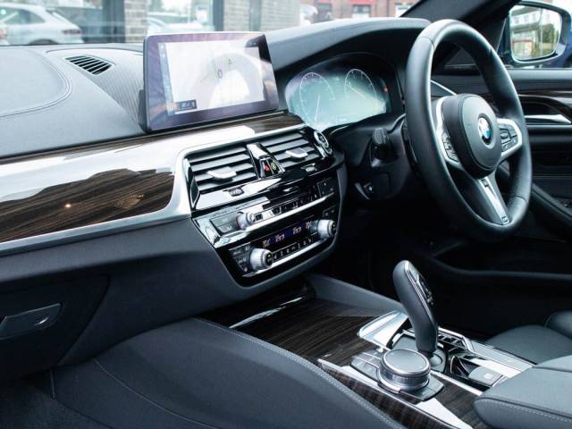 2018 BMW 5 Series 2.0 520d xDrive M Sport Plus Auto