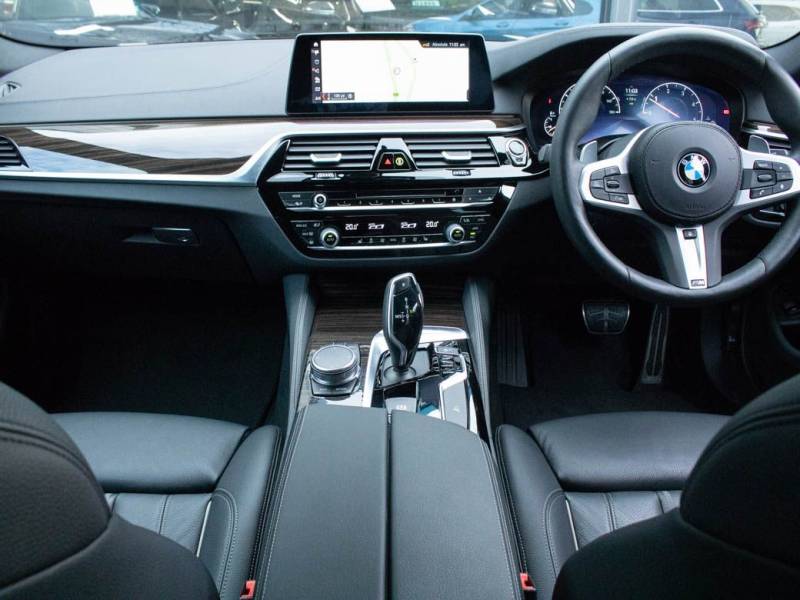 BMW 5 Series   Registered:2018(68)