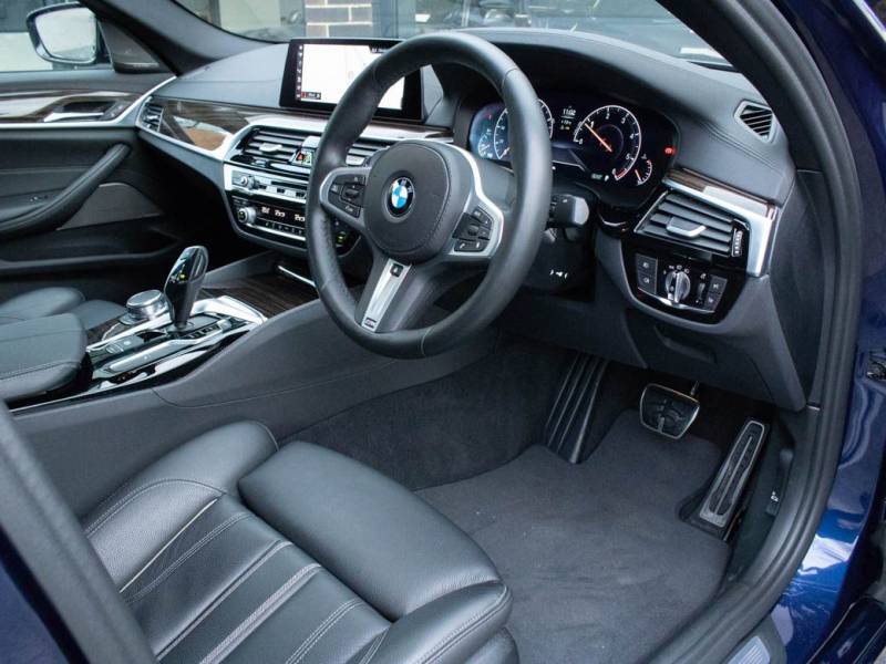 BMW 5 Series   Registered:2018(68)