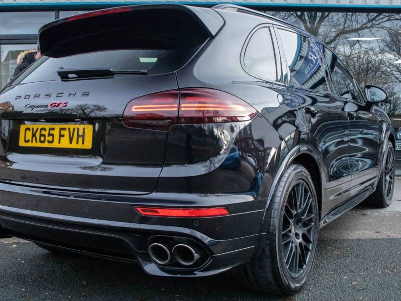 Porsche Cayenne   Registered:2015(65)