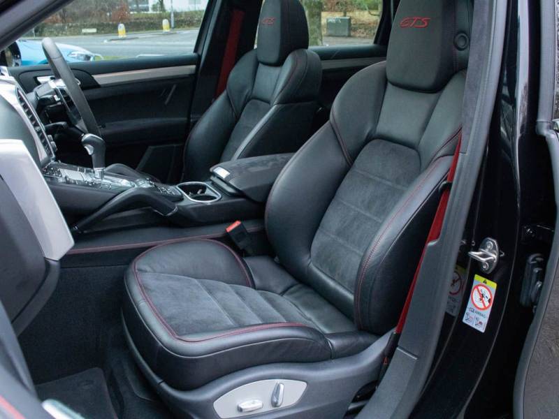 Porsche Cayenne   Registered:2015(65)