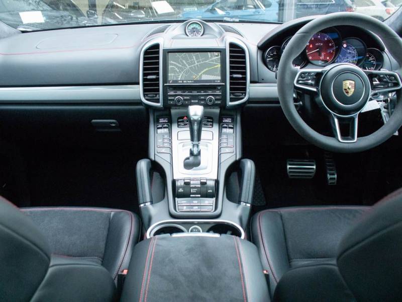 Porsche Cayenne   Registered:2015(65)