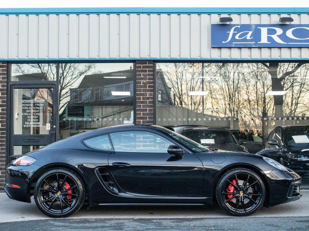 Porsche Cayman 718 Cayman 2.5T S PDK 350ps Coupe Petrol Jet Balck Metallic