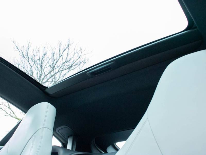 Jaguar F Type   Registered:2016(66)