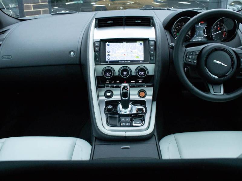 Jaguar F Type   Registered:2016(66)